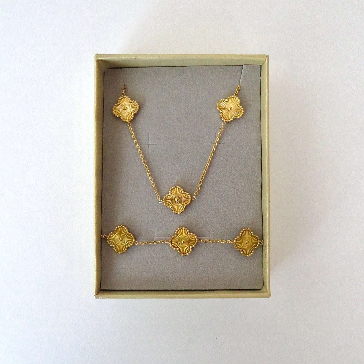 Conjunto Alurie