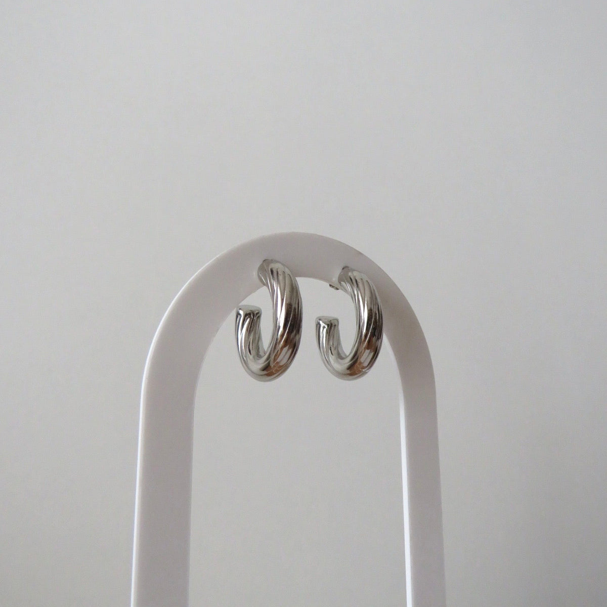 Brincos Helena